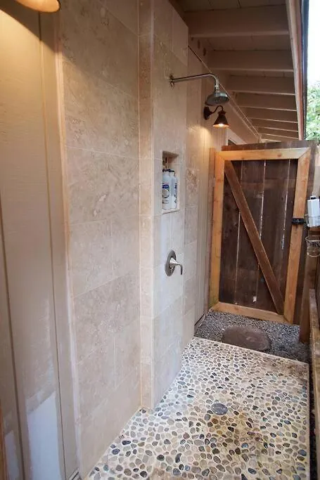 Livinghealthywithchocolate'S Guest House Waialua